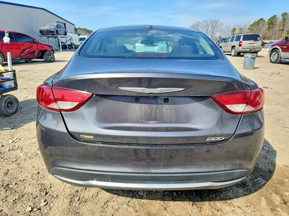 2015 CHRYSLER 200 LIMITED  