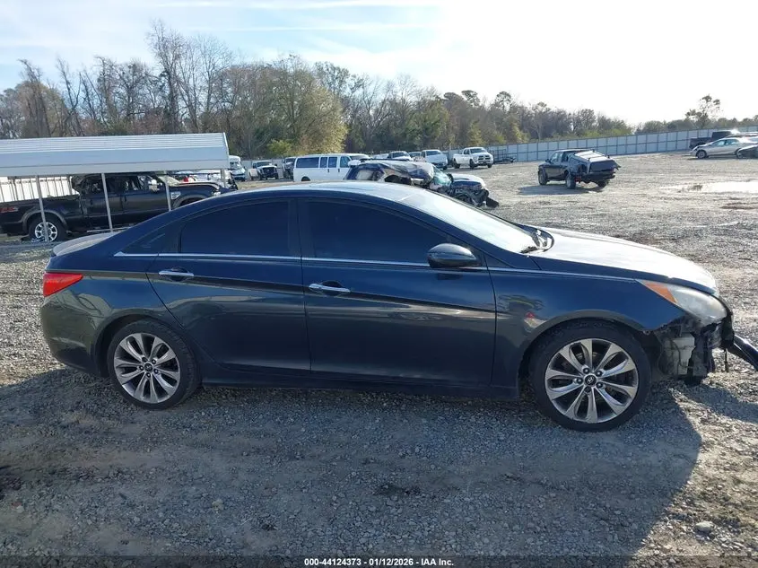 2013 HYUNDAI SONATA SE