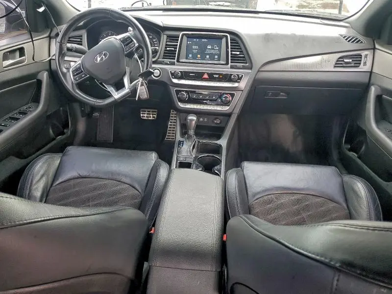 2018 HYUNDAI SONATA SPORT  
