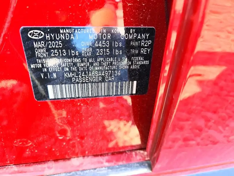 2025 HYUNDAI SONATA SE  