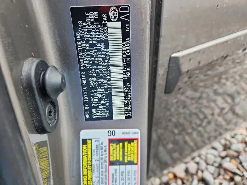 2019 TOYOTA COROLLA LE  