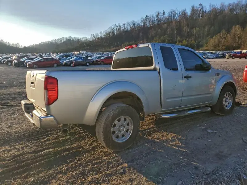 2012 NISSAN FRONTIER S  