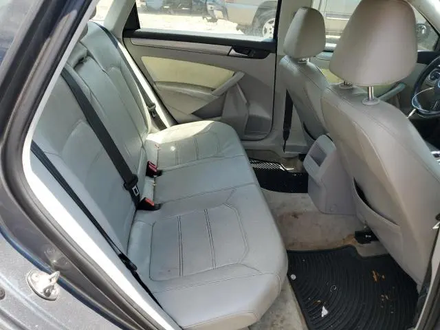 2015 VOLKSWAGEN PASSAT S