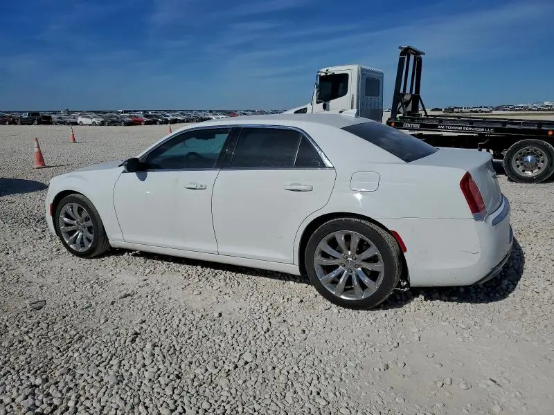 2019 CHRYSLER 300 TOURING  