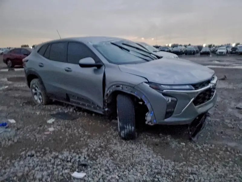 2024 CHEVROLET TRAX LS  