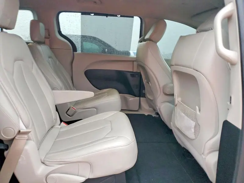 2021 CHRYSLER VOYAGER LXI  