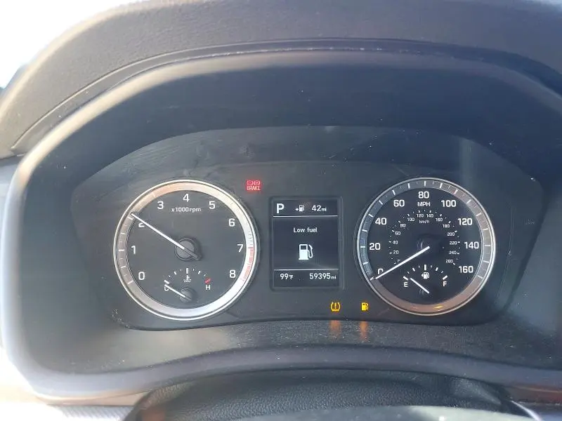 2018 HYUNDAI SONATA SE  