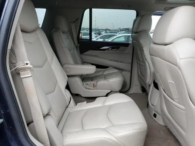 2017 CADILLAC ESCALADE LUXURY  