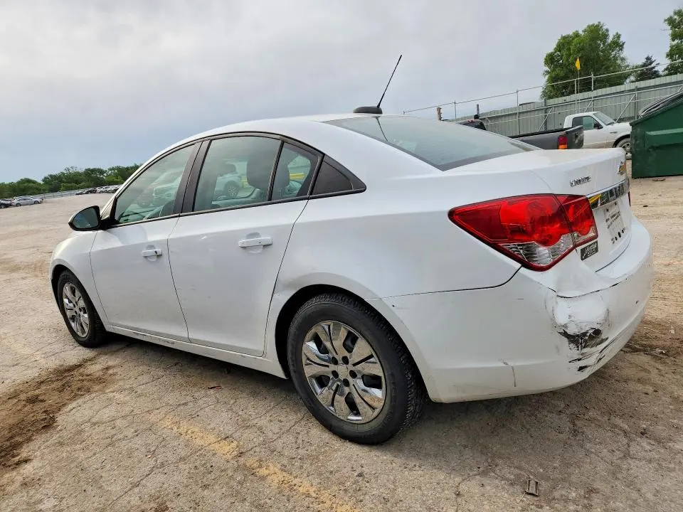 2015 CHEVROLET CRUZE LS  