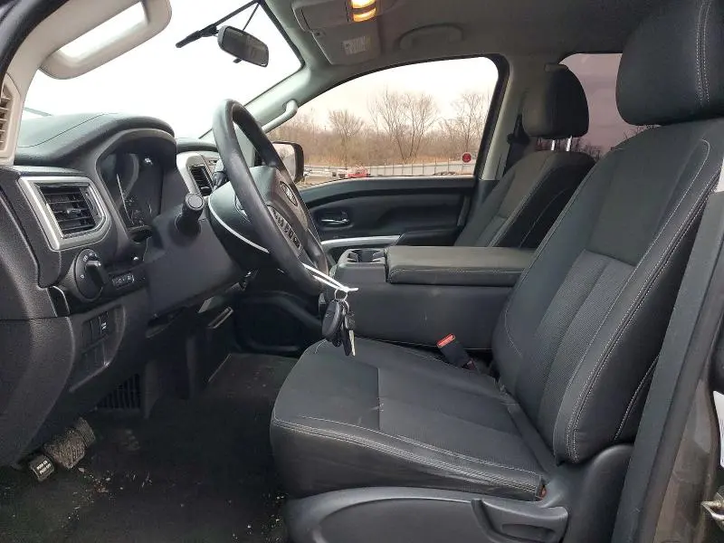 2018 NISSAN TITAN S  
