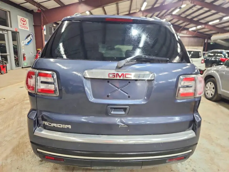 2013 GMC ACADIA SLE  