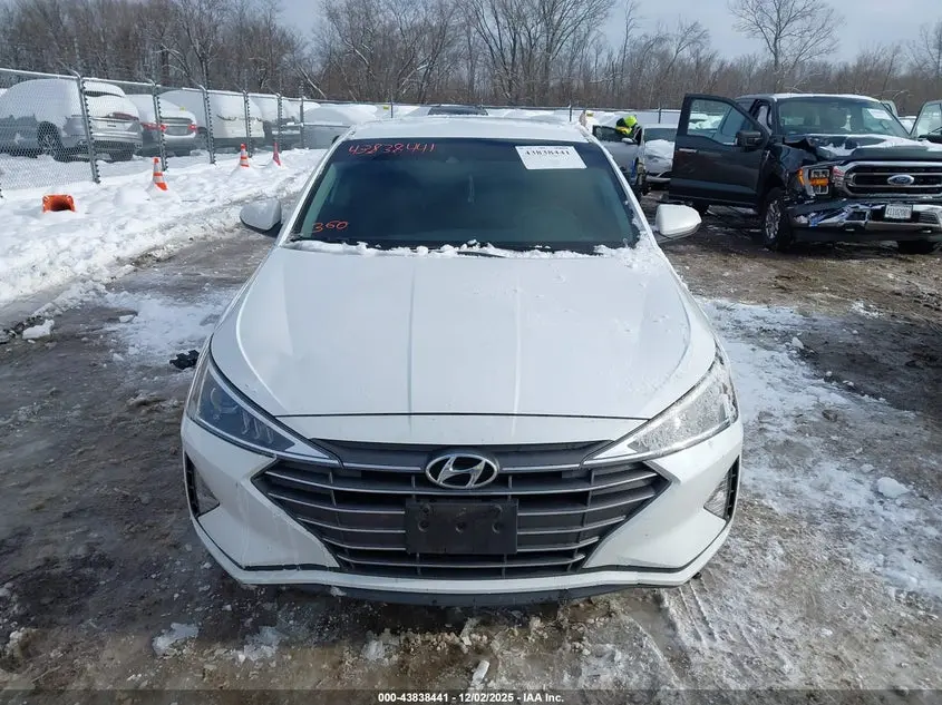 2020 HYUNDAI ELANTRA SEL