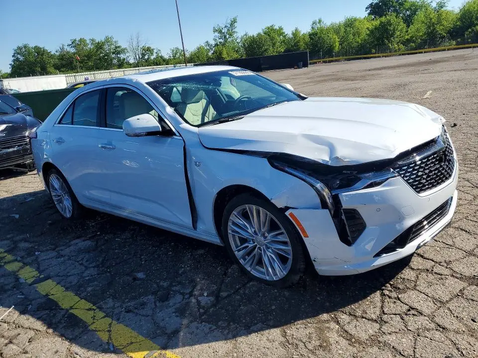 2026 CADILLAC CT4 PREMIUM LUXURY  