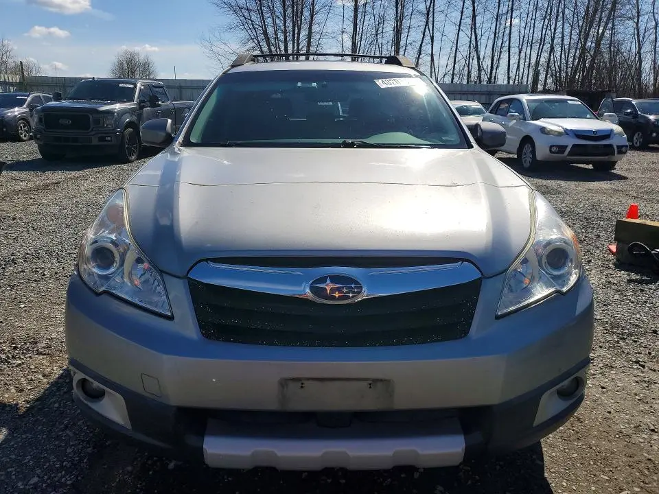2011 SUBARU OUTBACK 3.6R LIMITED  