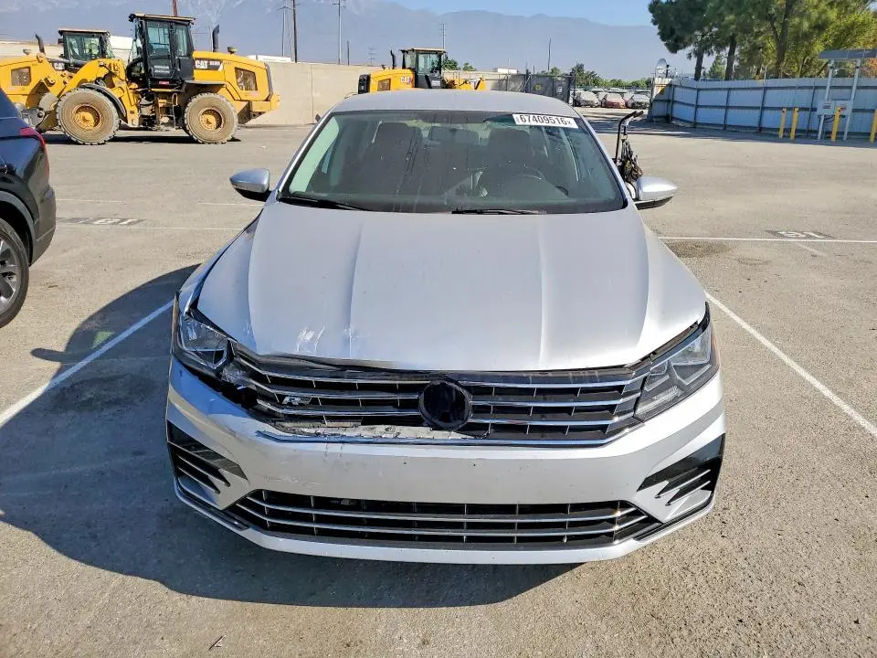 2016 VOLKSWAGEN PASSAT S  
