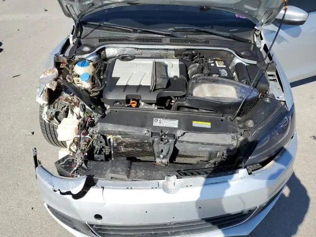 2013 VOLKSWAGEN JETTA TDI  