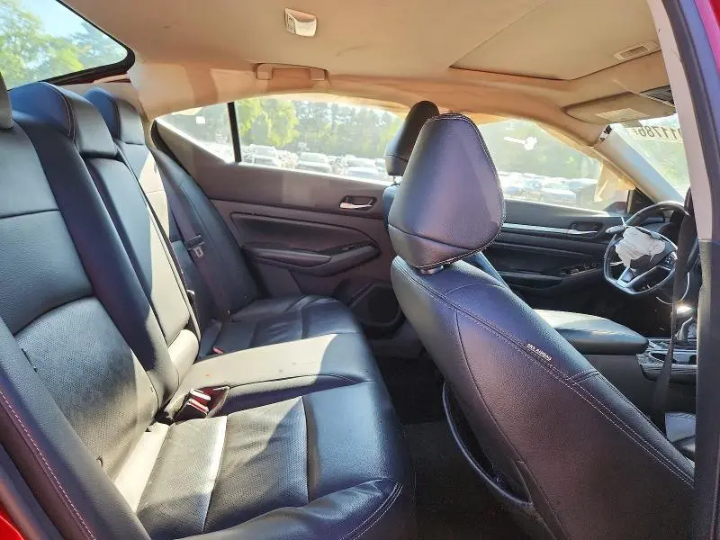 2023 NISSAN ALTIMA SL  