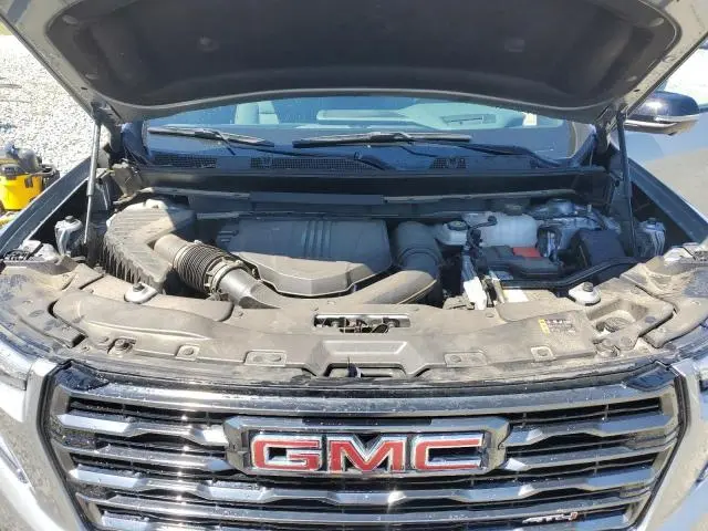 2024 GMC ACADIA AT4  