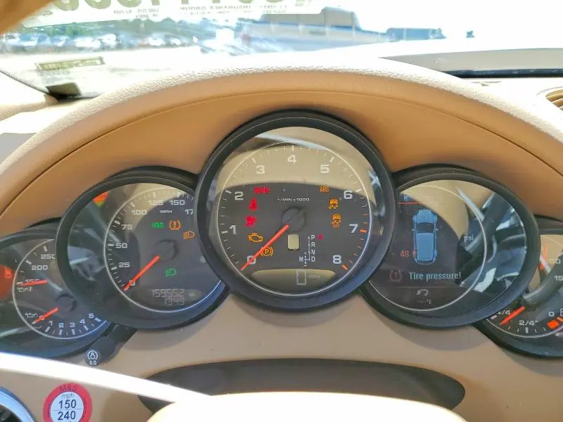 2014 PORSCHE CAYENNE   