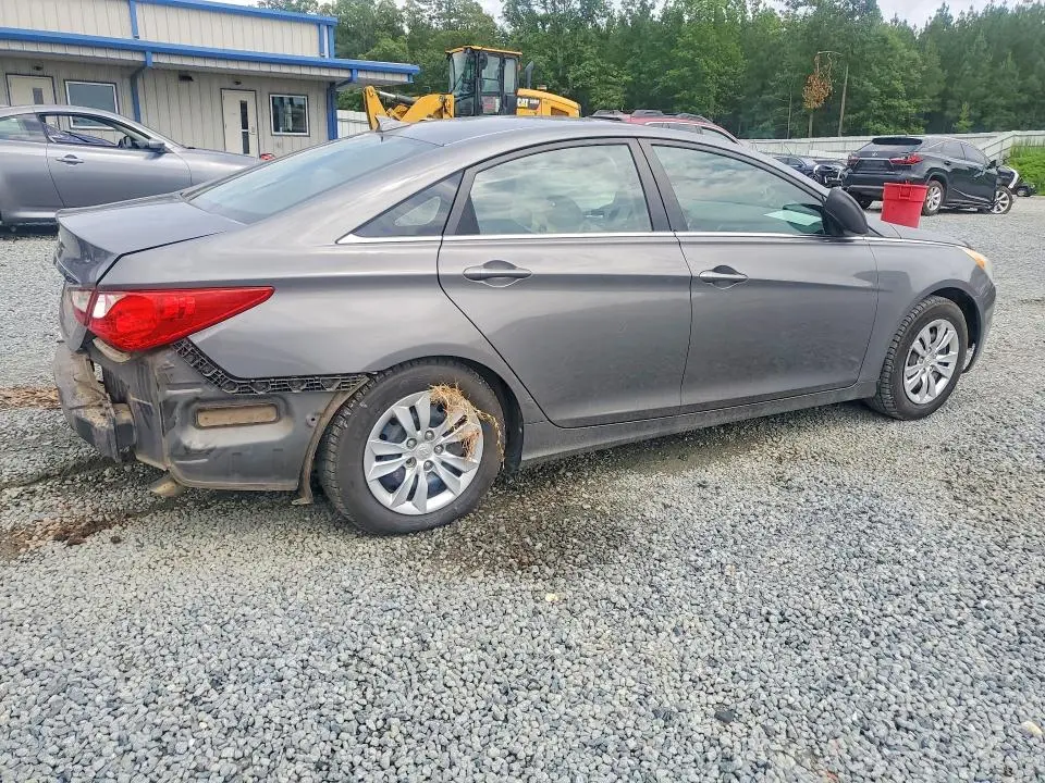2012 HYUNDAI SONATA GLS  