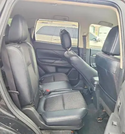 2015 MITSUBISHI OUTLANDER SE  