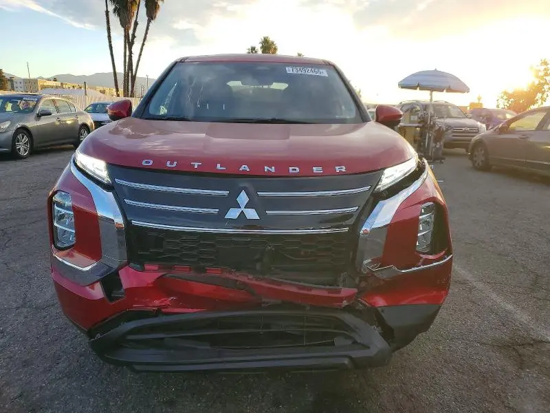 2025 MITSUBISHI OUTLANDER ES  