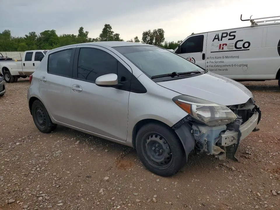 2016 TOYOTA YARIS 5-DOOR L  