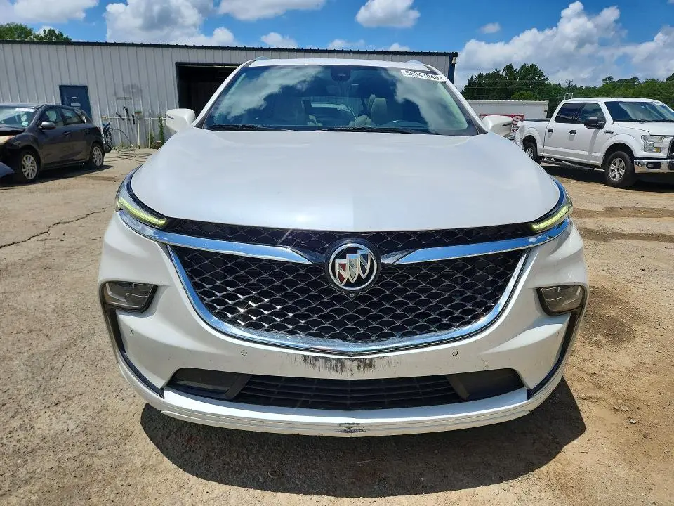 2022 BUICK ENCLAVE AVENIR  