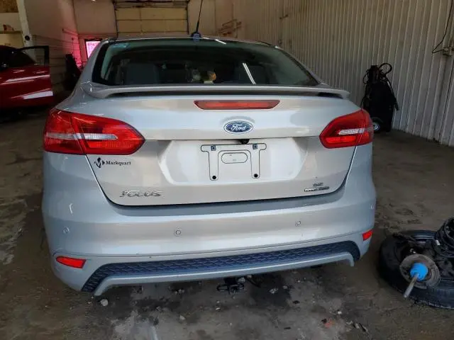2015 FORD FOCUS SE  