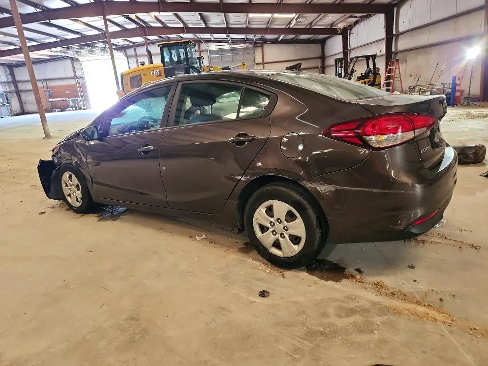 2018 KIA FORTE LX  