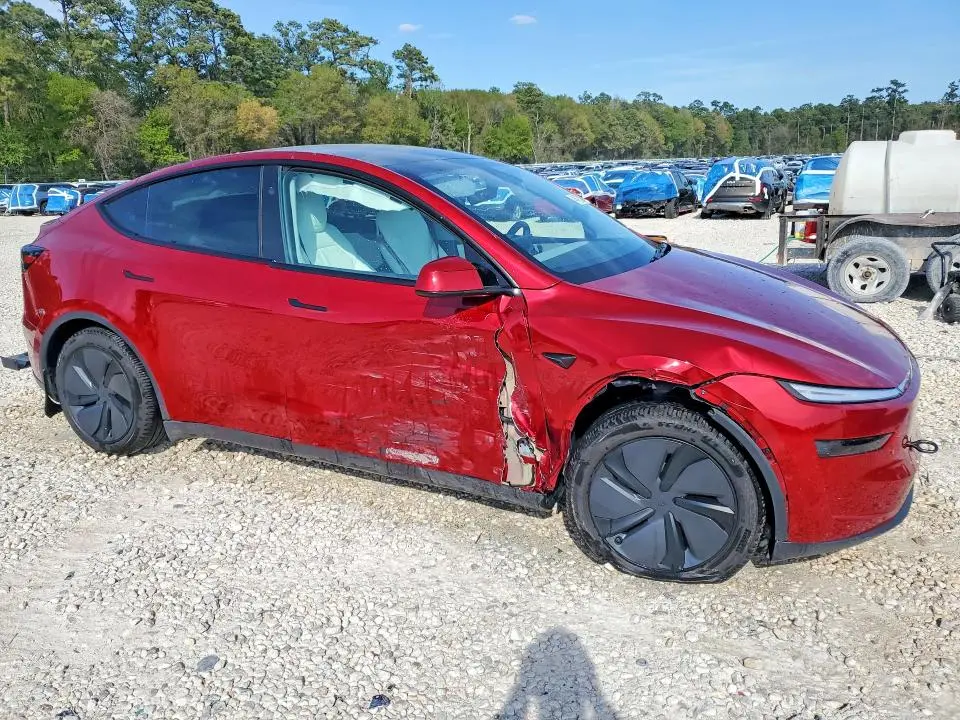 2026 TESLA MODEL Y   