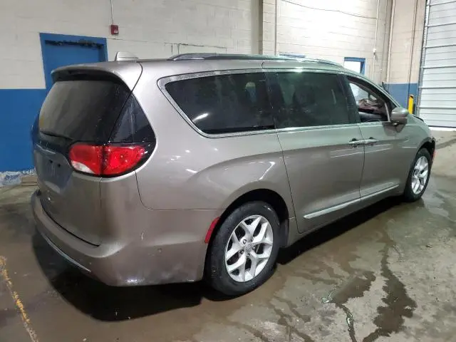 2017 CHRYSLER PACIFICA TOURING L PLUS  