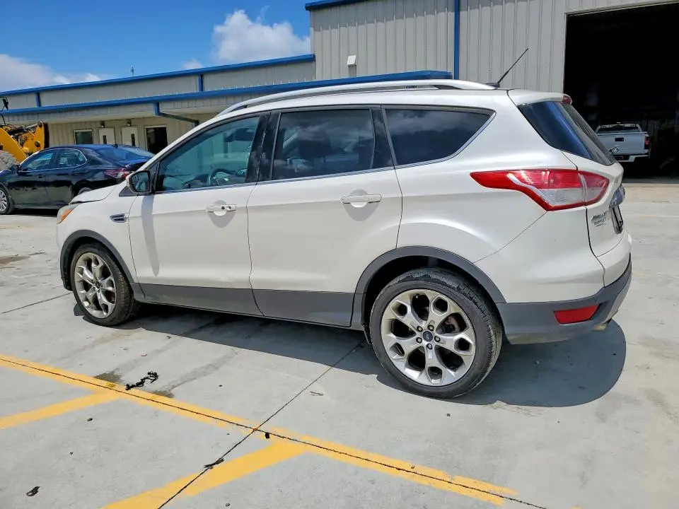 2016 FORD ESCAPE TITANIUM  