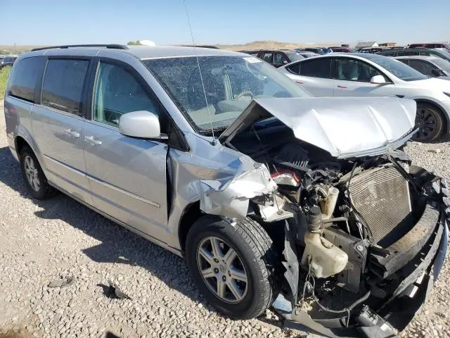 2010 CHRYSLER TOWN & COUNTRY TOURING  
