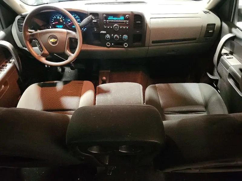 2011 CHEVROLET SILVERADO K1500 LS  