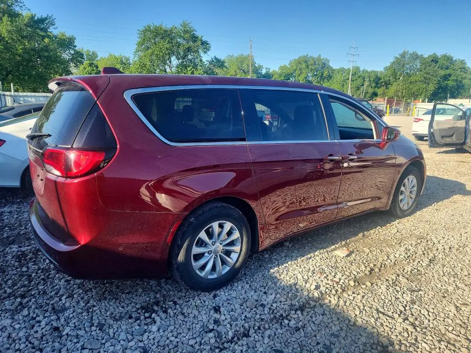 2019 CHRYSLER PACIFICA TOURING PLUS  