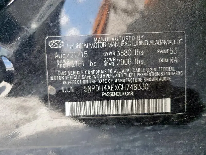 2016 HYUNDAI ELANTRA SE  
