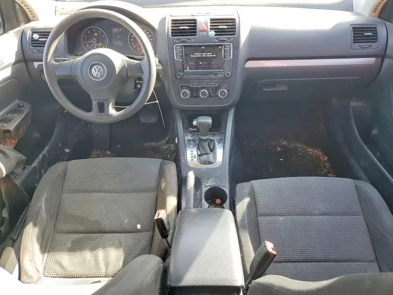 2010 VOLKSWAGEN JETTA S  