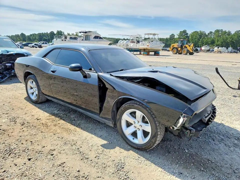2012 DODGE CHALLENGER SXT  