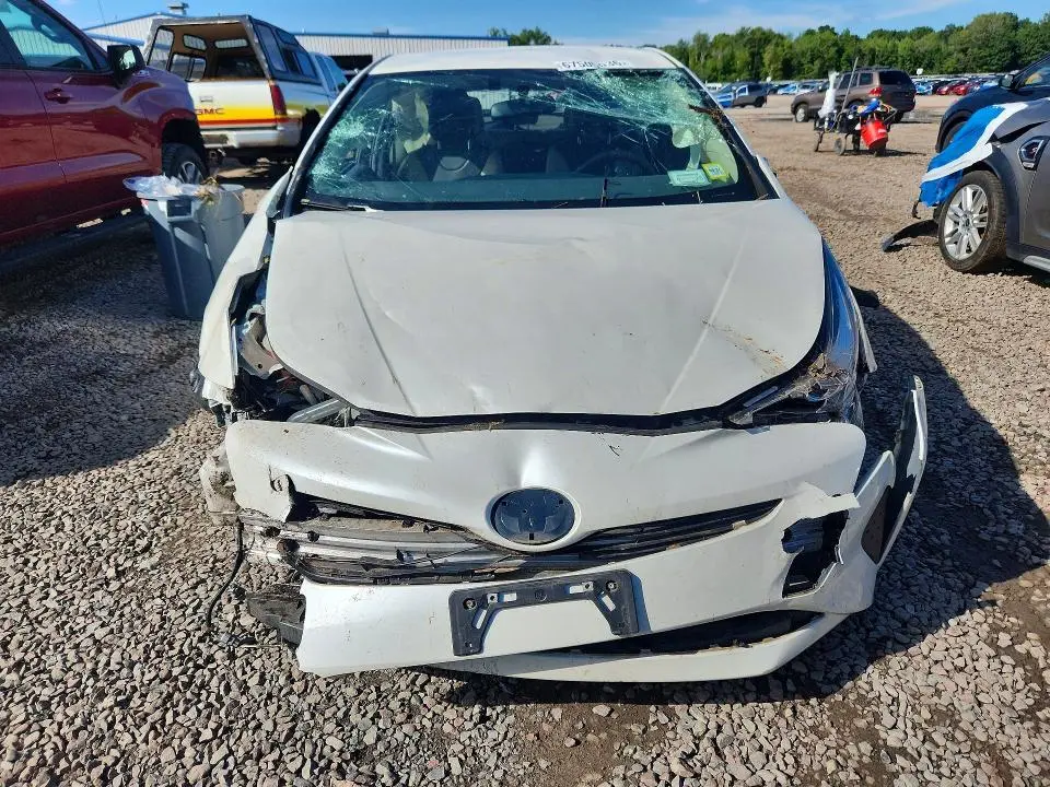 2016 TOYOTA PRIUS TWO  