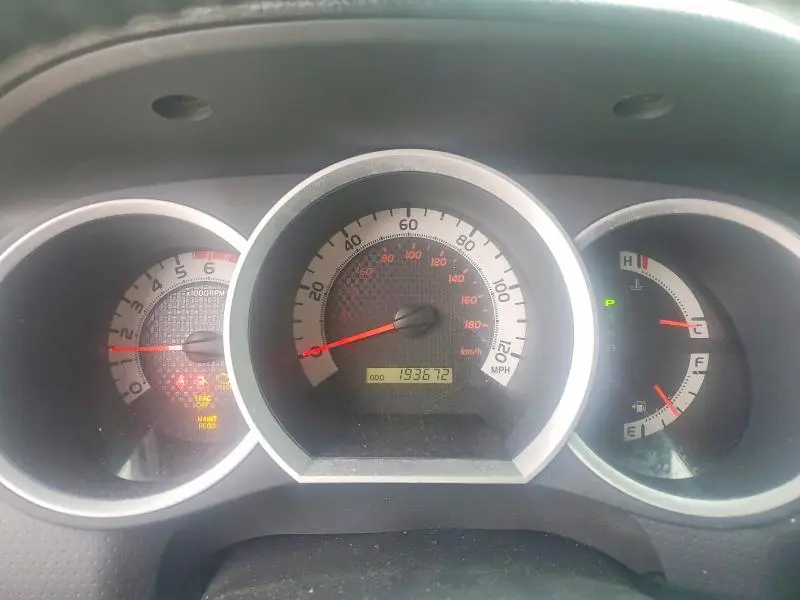 2012 TOYOTA TACOMA V6  