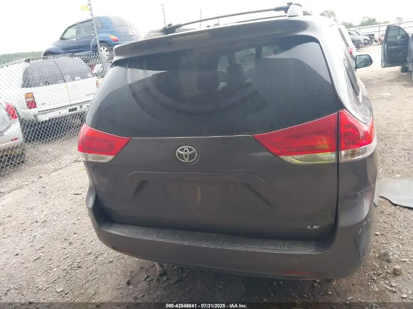 2012 TOYOTA SIENNA LE V6 8 PASSENGER