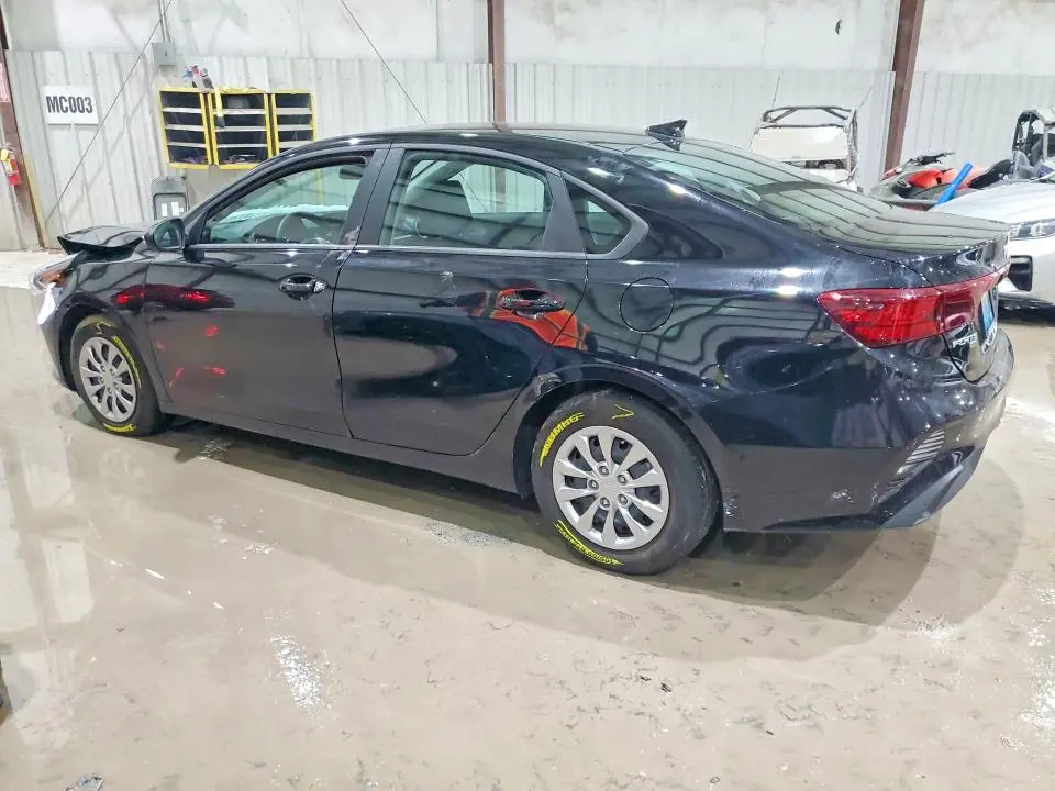 2024 KIA FORTE LX  