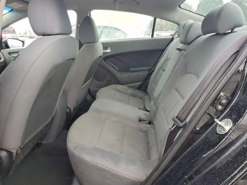 2018 KIA FORTE LX  