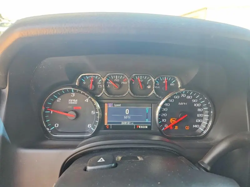 2015 CHEVROLET SUBURBAN C1500 LS  
