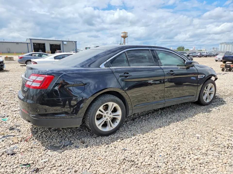 2018 FORD TAURUS SEL  