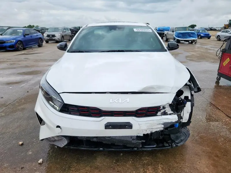 2024 KIA FORTE GT LINE  