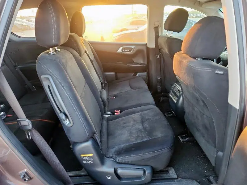 2016 NISSAN PATHFINDER S  