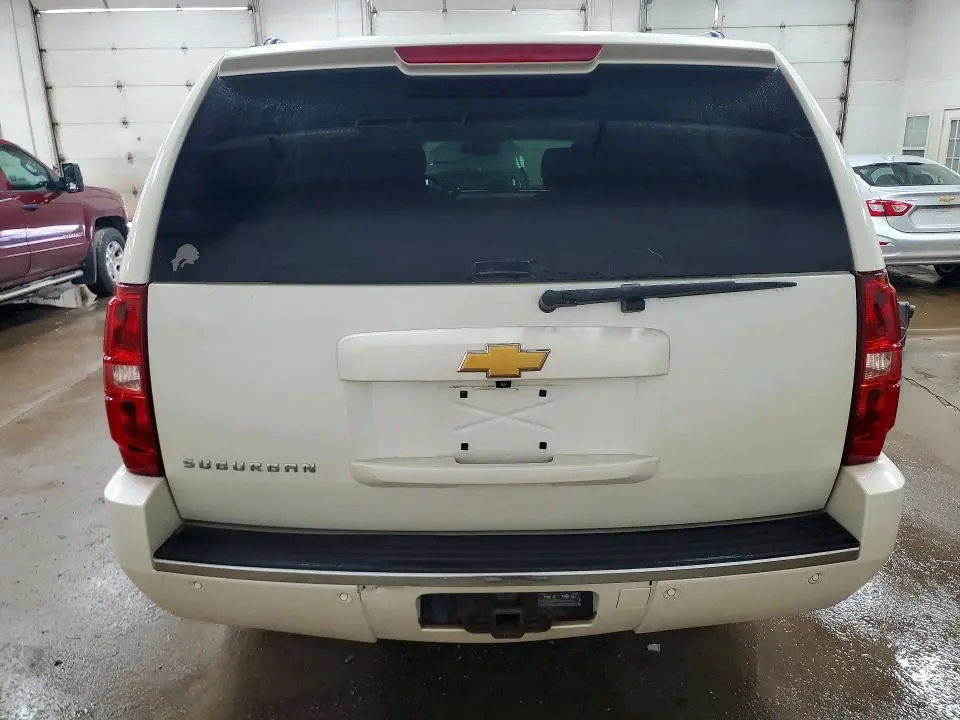 2014 CHEVROLET SUBURBAN K1500 LTZ  