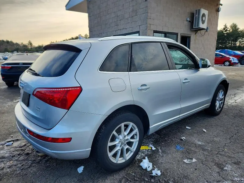 2010 AUDI Q5 PREMIUM PLUS  